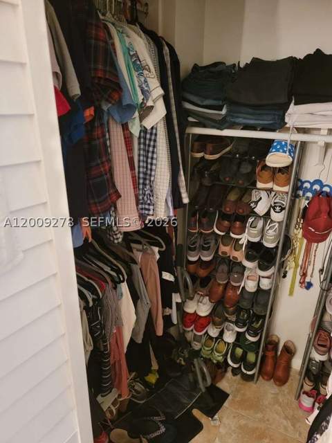 8425 NW 8th St 306, Miami FL - photo 11 of 26