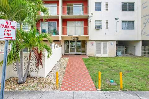 1225 NE 124th St 49C, North Miami FL - photo 24 of 27