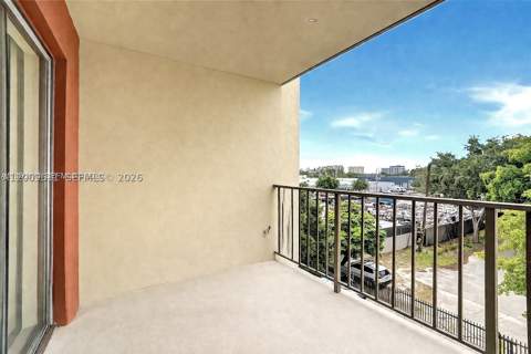 1225 NE 124th St 49C, North Miami FL - photo 9 of 27