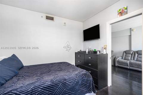 2829 Indian Creek Dr 1209, Miami Beach FL - photo 17 of 42