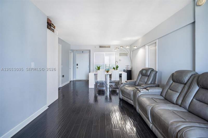 2 bedroom Condominium at 2829 Indian Creek Dr 1209, Clearview Towers Condo, Miami Beach — photo 4