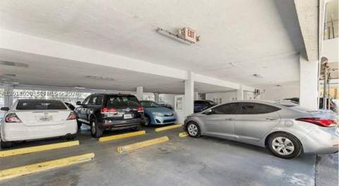 1130 11th St 4E, Miami Beach FL - photo 11 of 20