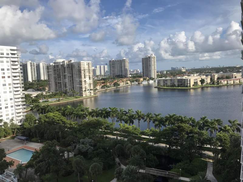 2 bedroom Condominium at 2801 NE 183rd Street Unit 1502w, Admirals Port Condo West B, Aventura — photo 2