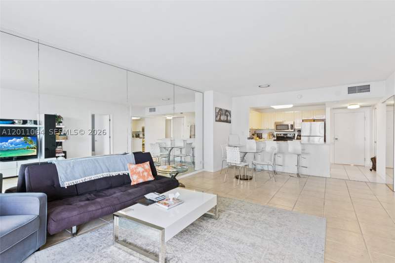 1 bedroom Condominium at 2301 Collins Ave 504, Roney Palace Condo, Miami Beach — photo 5