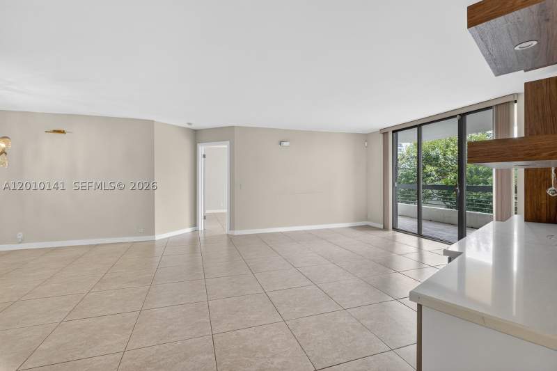 2 bedroom Condominium at 3500 Mystic Pointe Dr 302, Mystic Pointe Tower 400 C, Aventura — photo 2