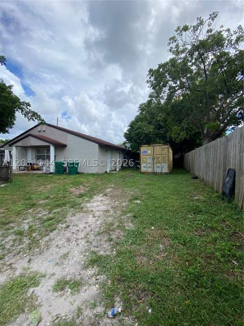 3956 NW 182nd Ln, Miami Gardens FL - photo 12 of 12