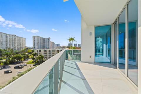 17550 Collins Ave 501, Sunny Isles Beach FL - photo 17 of 57