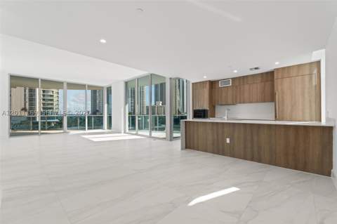 17550 Collins Ave 501, Sunny Isles Beach FL - photo 23 of 57