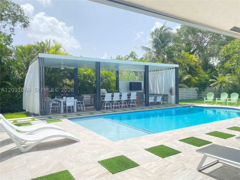 4 bedroom SingleFamilyResidence at 13255 SW 106th Ave, The Falls, Miami — photo 1