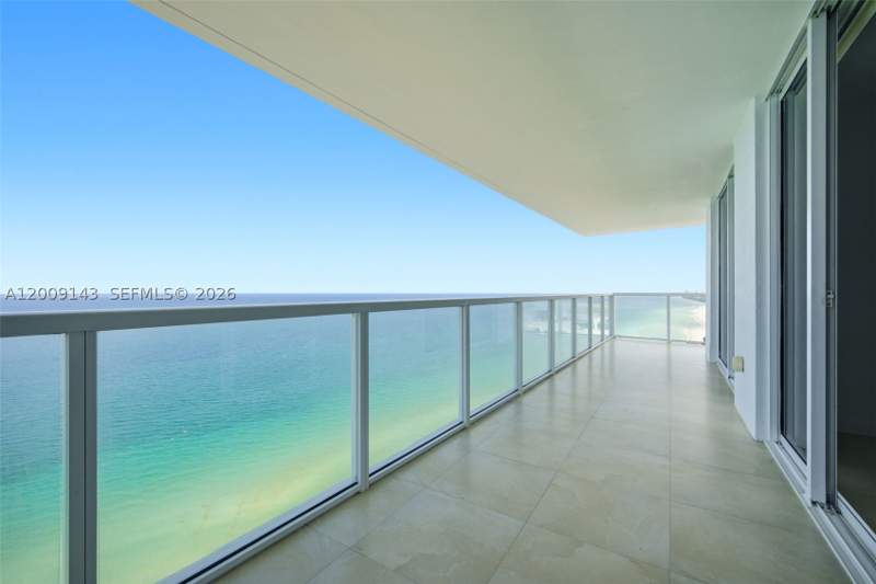 2 bedroom Condominium at 16699 Collins Ave 3802, La Perla Condo, Sunny Isles Beach — photo 2