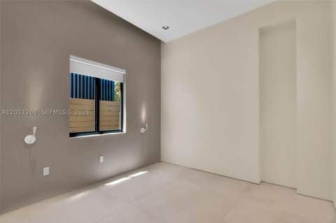 135 SW 29th Rd, Miami FL - photo 23 of 71