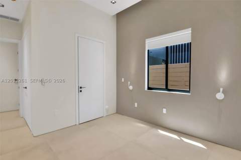 135 SW 29th Rd, Miami FL - photo 24 of 71