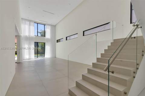 135 SW 29th Rd, Miami FL - photo 6 of 71