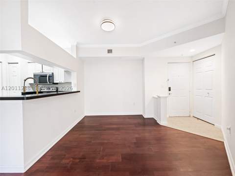 17100 N Bay Rd 1614, Sunny Isles Beach FL - photo 6 of 17