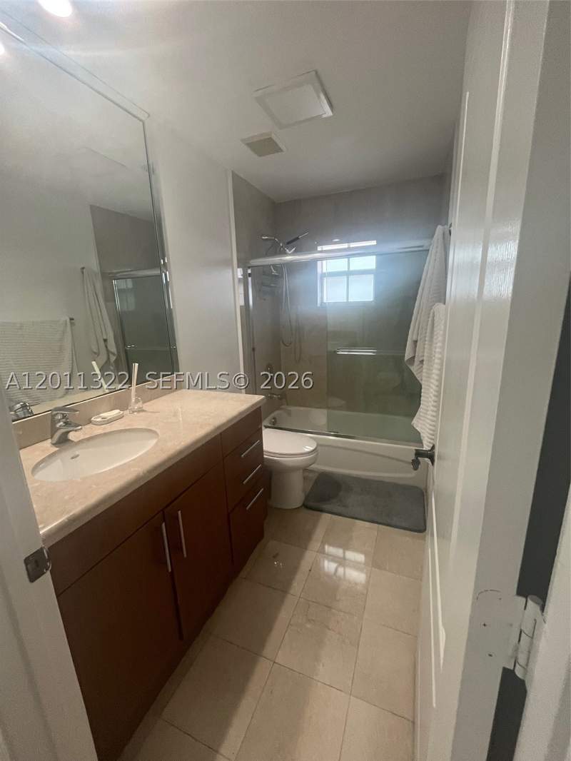 3 bedroom Townhouse at 3915 NE 168th St 3915, Eastern Marine Condo, North Miami Beach — photo 2