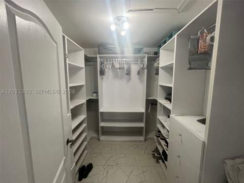 3915 NE 168th St 3915, North Miami Beach FL - photo 24 of 31