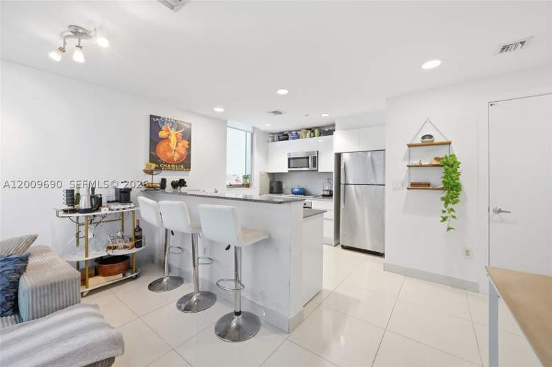 1 bedroom Condominium at 1050 Brickell Ave 1002, 1060 Brickell Condo, Miami — photo 4
