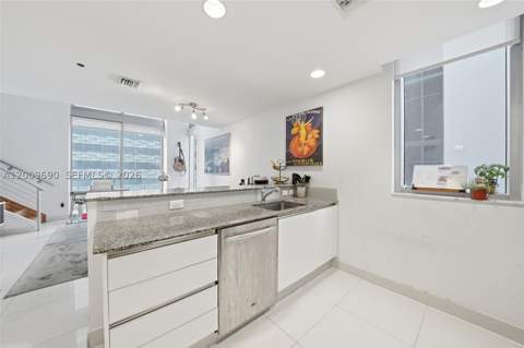 1050 Brickell Ave 1002, Miami FL - photo 8 of 18