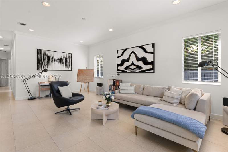 4 bedroom SingleFamilyResidence at 8217 SW 189th Ter, Rl Old Cutler, Cutler Bay — photo 5