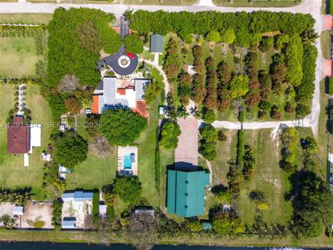 19050 SW 194th Ave, Miami FL - photo 18 of 24