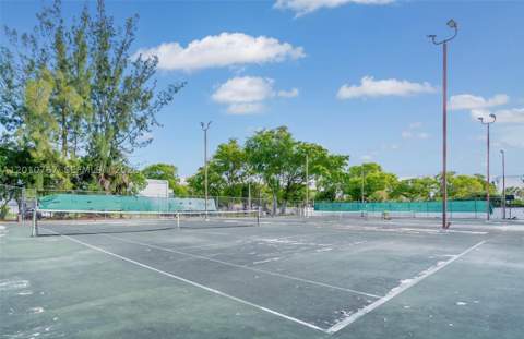 9431 Fontainebleau Blvd 112, Miami FL - photo 16 of 48