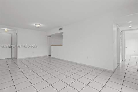 9431 Fontainebleau Blvd 112, Miami FL - photo 21 of 48