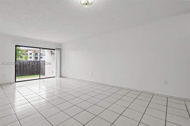 2 bedroom Condominium at 9431 Fontainebleau Blvd 112, Bleau Fontaine Condo, Miami — photo 5