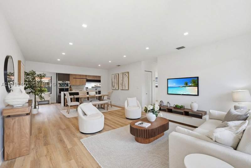 3 bedroom SingleFamilyResidence at 3021 SW 12th St, Coral Ridge, Miami — photo 5