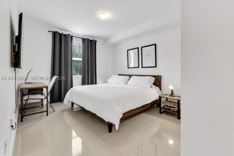 17100 N Bay Rd 1610, Sunny Isles Beach FL - photo 14 of 36