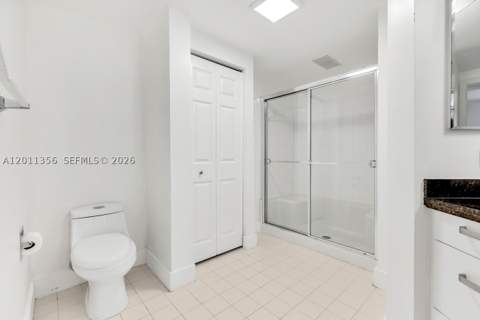 17100 N Bay Rd 1610, Sunny Isles Beach FL - photo 19 of 36
