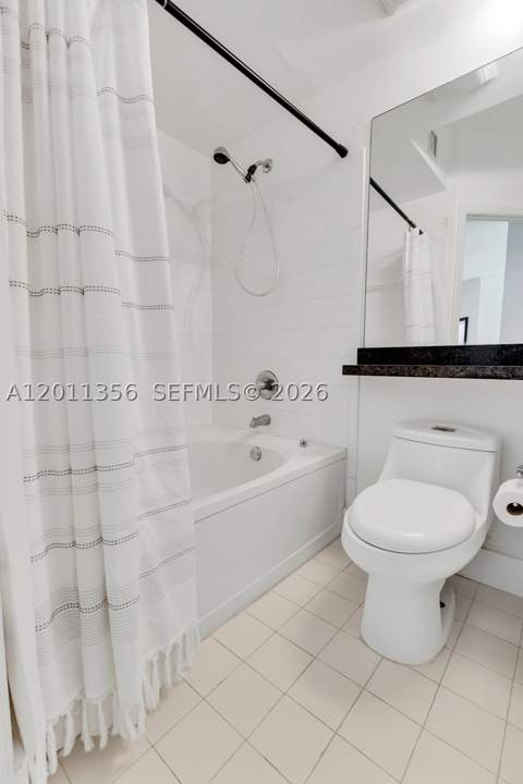17100 N Bay Rd 1610, Sunny Isles Beach FL - photo 23 of 36