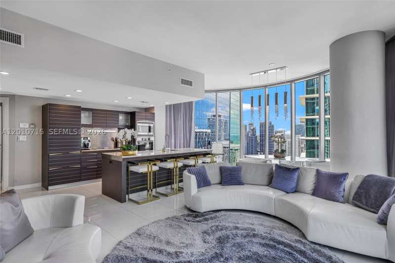2 bedroom Condominium at 200 Biscayne Boulevard Way 4401, Epic West Condo, Miami — photo 1