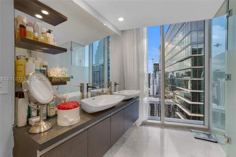 200 Biscayne Boulevard Way 4401, Miami FL - photo 17 of 31
