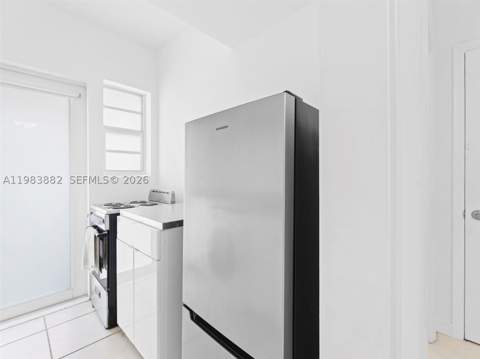 1235 Euclid Ave 16, Miami Beach FL - photo 11 of 30