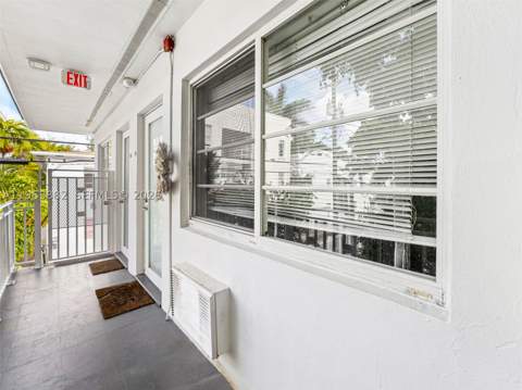1235 Euclid Ave 16, Miami Beach FL - photo 14 of 30