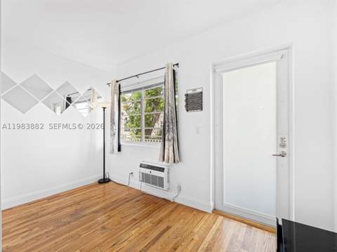 1235 Euclid Ave 16, Miami Beach FL - photo 17 of 30