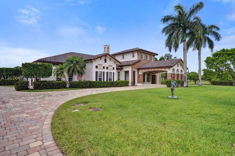 5 bedroom SingleFamilyResidence at 31310 SW 215th Ave, Savannah Ranch Estates, Homestead — photo 1