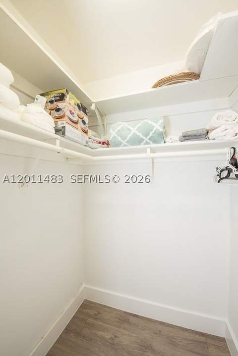 100 Bayview Dr 210, Sunny Isles Beach FL - photo 22 of 25