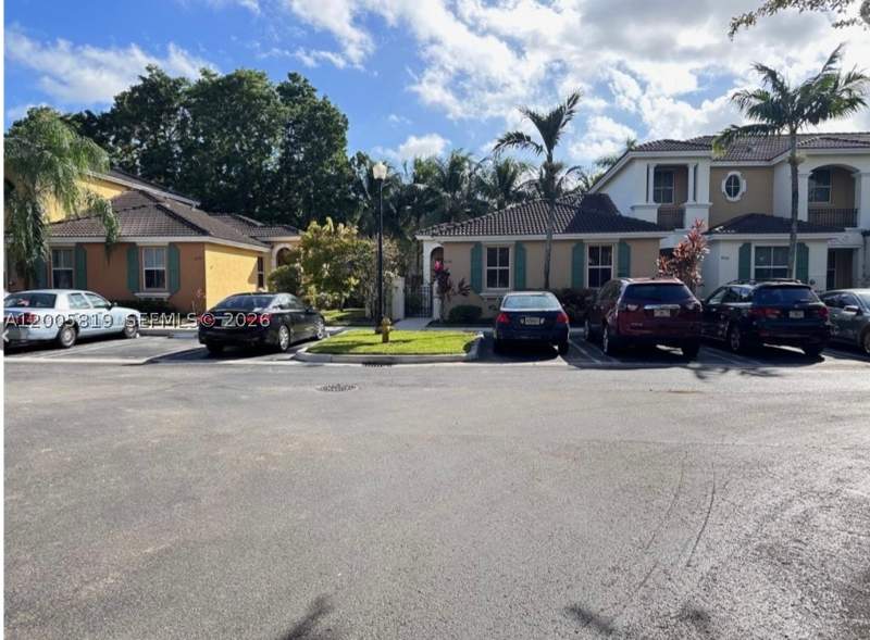 3 bedroom Townhouse at 4268 NE 9th St, Marbella Bay, Homestead — photo 1