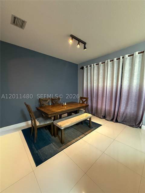 639 NE 21st Ave, Homestead FL - photo 6 of 23