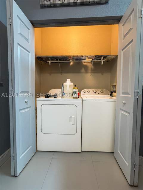 639 NE 21st Ave, Homestead FL - photo 8 of 23