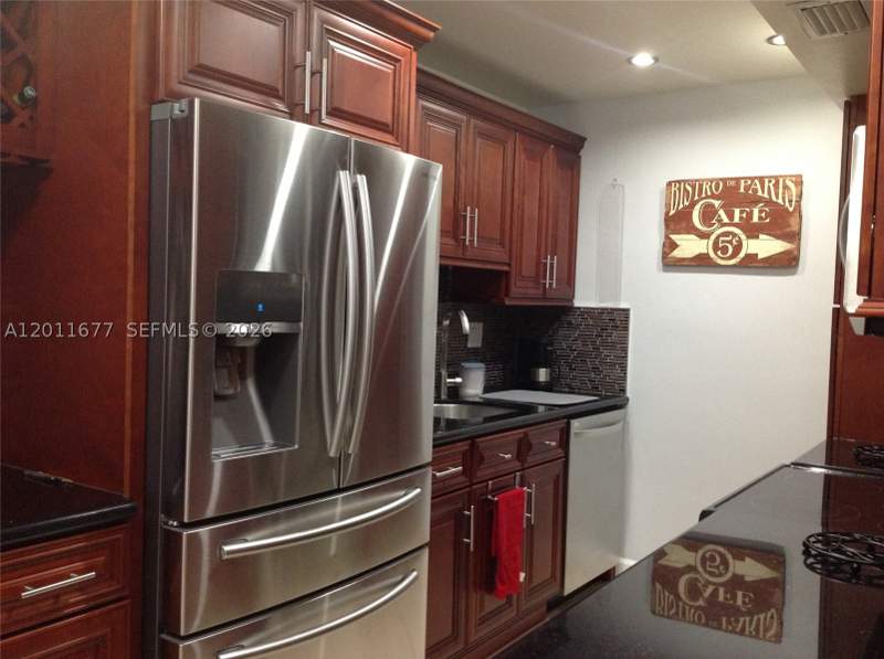 1 bedroom Condominium at 9490 SW 77th Ave N6, Kingston Square Condo, Miami — photo 3