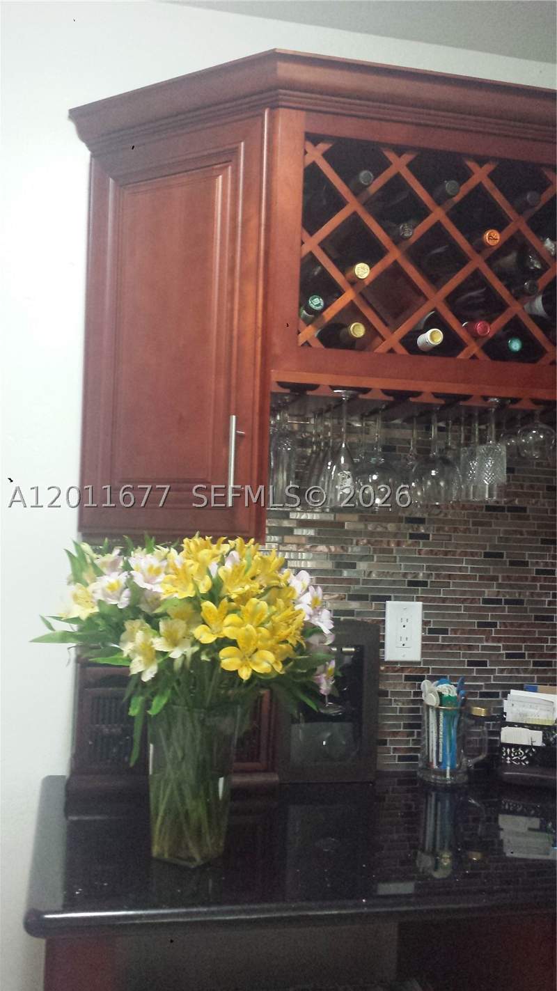 1 bedroom Condominium at 9490 SW 77th Ave N6, Kingston Square Condo, Miami — photo 4