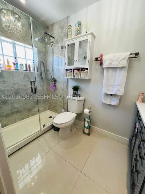 7817 W 36th Ave 204, Hialeah FL - photo 9 of 16