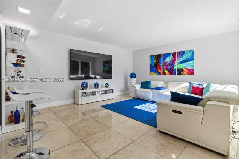 2 bedroom Condominium at 11880 SW 19th Ln 165, Les Chateaux At Int Garde, Miami — photo 5