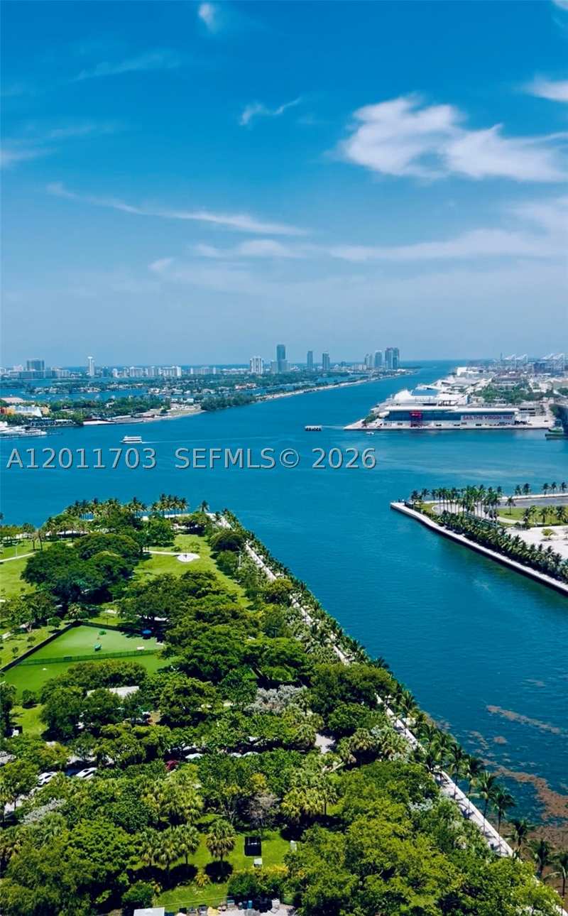 1 bedroom Condominium at 900 Biscayne Blvd 2904, 900 Biscayne, Miami — photo 1