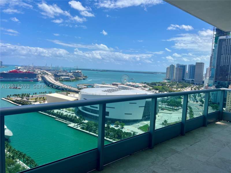 1 bedroom Condominium at 900 Biscayne Blvd 2904, 900 Biscayne, Miami — photo 2