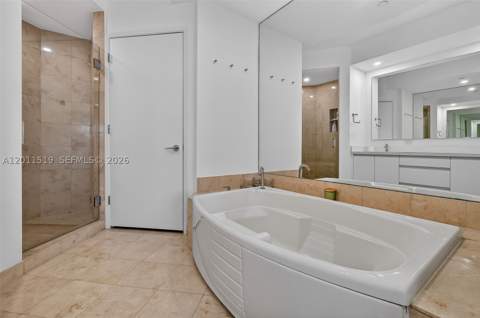 705 Crandon Blvd 506, Key Biscayne FL - photo 16 of 36