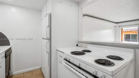 7200 Fairway Dr H12, Miami Lakes FL - photo 16 of 25