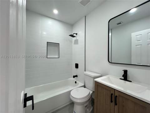 2370 NW 96th St, Miami FL - photo 10 of 23